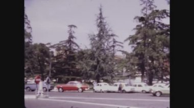 VERONA, ITALY MAYIS 1971: 1970 'lerde Verona' da Arena ile sütyen meydanı