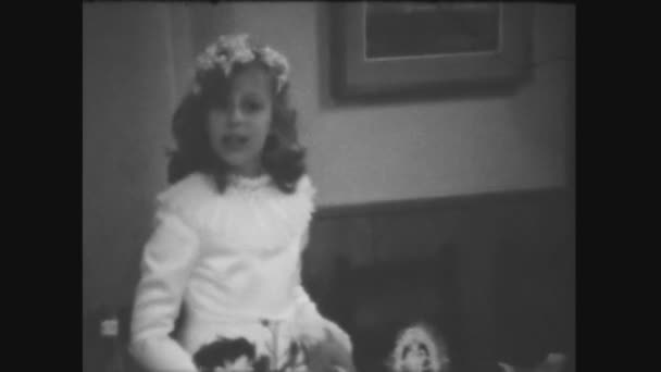 1964 처음으로 성찬식 — 비디오