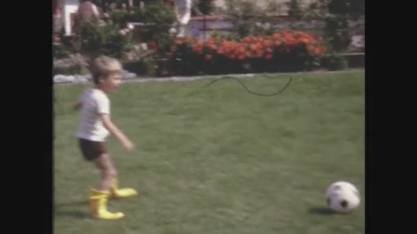 Milan Italy March 1964 Children Play Soccer Garden Dad 60S — Stock Video