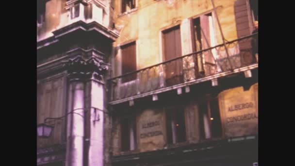 イタリアのヴェネツィア エイプリル社1971 70年代のヴェネツィアのサン マルコ広場の風景 — ストック動画