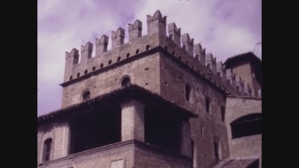 イタリア ピアチェンツァ1969年5月 60年代のアルケート城の風景 — ストック動画