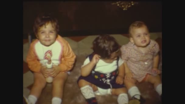 Palermo Italy June 1966 Group Babies Together House 60S — Stock Video