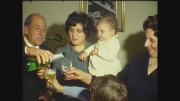 Palermo Itália Junho 1966 Primeira Cena Aniversário Bebê Memórias Família — Vídeo de Stock