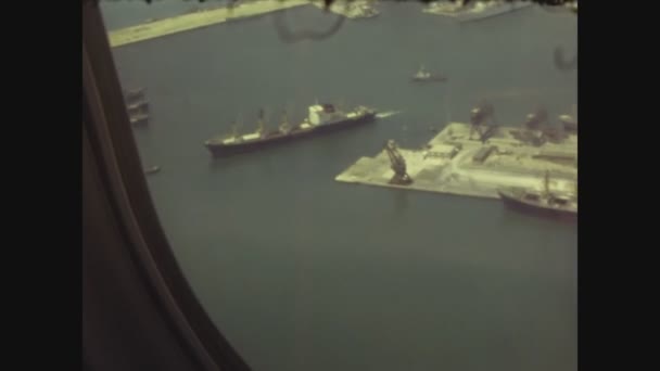 Palermo Ιταλια Μαϊοσ 1970 Αεροπλάνο Πετά Πάνω Από Την Πόλη — Αρχείο Βίντεο