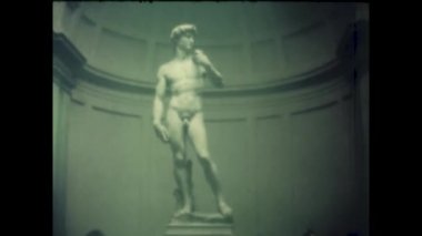 FLORENCE, İtalya MAYIS 1976: 70 'lerde Florence David heykeli