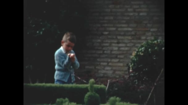 Ancona Italia Mayo 1959 Niño Parque Público — Vídeo de stock