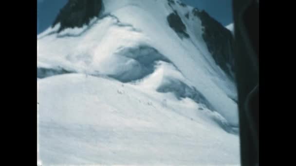Monte Bianco Italy March 1964 Mont Blanc Summit Landscape 60S — ストック動画