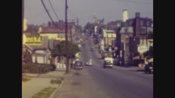 Lexington United States May 1950 American City Street Traffic Americana — стоковое видео