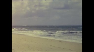 Miami, ABD 1955: 50 'li yıllarda Florida plajı