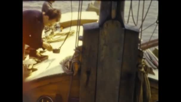 Grimaud Frankrike Juni 1958 Navigationsscener Talet — Stockvideo