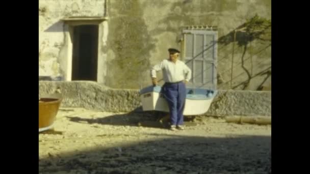 Grimaud Francja Czerwiec 1958 Port Sceną Ludzi Latach Tych Francuska — Wideo stockowe