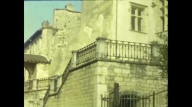 Avignon, Fransa Mayıs 1955: Avignon Village Caddesi ve bina manzarası