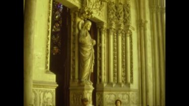 PARIS, FRANSA Temmuz 1976: Fransa 1976, 70 'lerde Paris sokak manzarası