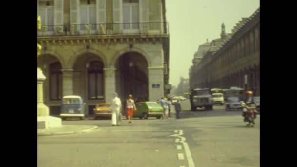 Paris Fransa Temmuz 1976 Fransa 1976 Lerde Paris Sokak Manzarası — Stok video