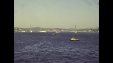 İSTANBUL, TURKEY HAZİRAN 1979: 70 'lerde İstanbul Limanı