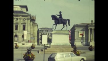 GENEVA, SWitzERLAND Nisan 1975: 70 'lerde Cenevre sokak manzarası