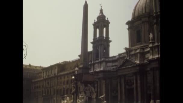 意大利1974年4月28日 70年代罗马纳沃纳广场或纳沃纳广场 — 图库视频影像