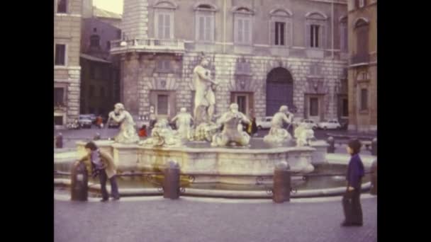 ローマ イタリア1975年10月 70年代のローマの街並み — ストック動画