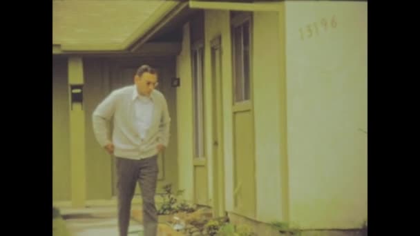 San Francisco Ηπα Οκτωβριοσ 1972 Αμερικανοί Εισέρχονται Στο Αυτοκίνητο — Αρχείο Βίντεο