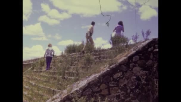 Teotihuacan Mexiko Mai 1974 Pyramiden Und Archäologisches Zentrum Von Teotihuacan — Stockvideo