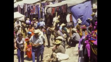 AMATITLAN, GUATEMALA ECTOBER 1978: 70 'lerde fakir pazarlar
