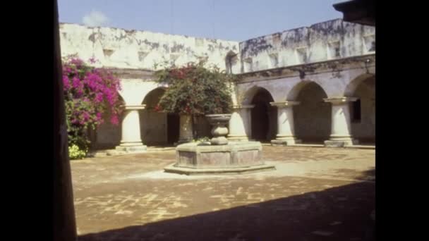 Antigua Guatemala Oktober 1978 Santa Clara Kyrkoruiner Talet — Stockvideo