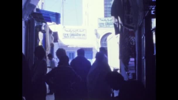 モロッコのカサブランカ1977年6月 70年代のカサブランカ ストリート ビュー — ストック動画