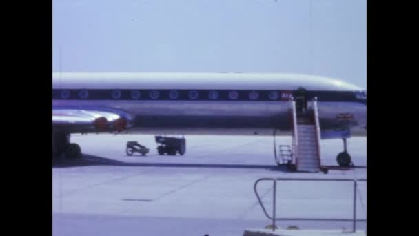 Rome Italie Mai 1964 Avion Sur Piste Dans Les Années — Video