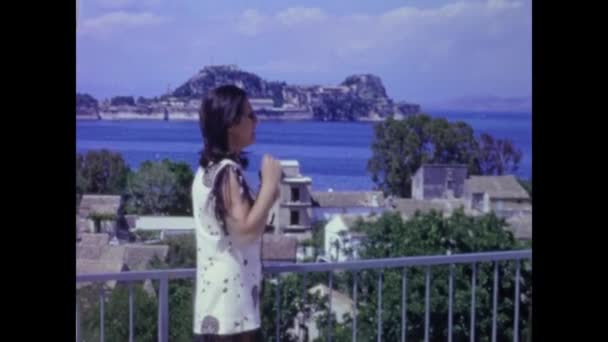 Corfou Grèce Juin 1970 Photographe Tourisme Plein Air Dans Les — Video