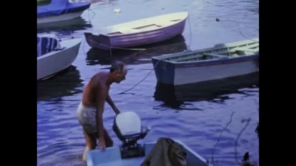 Tellaro Italy August 1965 Tellaro Човен Узбережжі — стокове відео