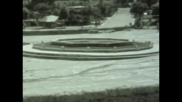 Teramo Itálie Květen 1956 Diváci Tribunách Pro Automobilový Závod Letech — Stock video