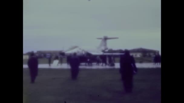 Aviano Ιταλία 1962 Αεροπλάνο Βάσης Της Πολεμικής Αεροπορίας Στη Δεκαετία — Αρχείο Βίντεο