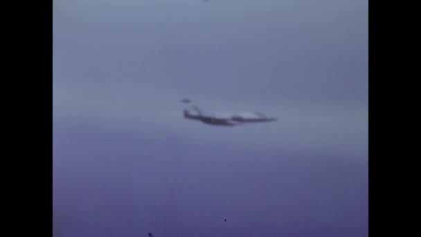 Aviano Talya 1962 Amerikan Hava Kuvvetleri Ana Uçağı Yıllarda Havalandı — Stok video