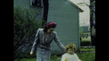 Belleville, ABD Mayıs 1948: 40 'lı yıllarda anne ve çocuk aile anıları