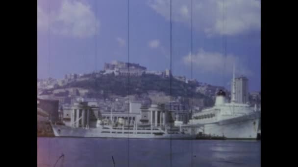 Capri Itália Julho 1966 Capri Com Navio Cruzeiro Porto Década — Vídeo de Stock