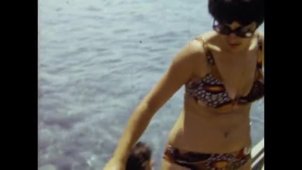 Messina Italy June 1964 Family Vacation Sea Sicily 60S — Stock Video