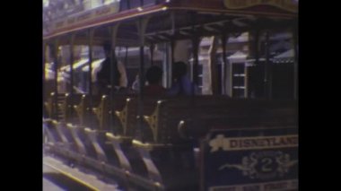 Los Angeles, ABD 1974: 70 'lerde Disneyland lunaparkı