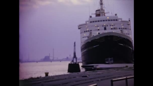 Valletta Malta Červen 1964 Výletní Loď Přístavu 60S — Stock video