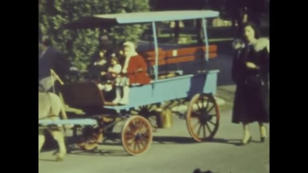Rome Italy June 1964 Children Horse Carriage 60S — Stock Video