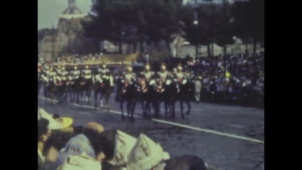 Рим Италия Июнь 1964 Итальянский Военный Парад — стоковое видео