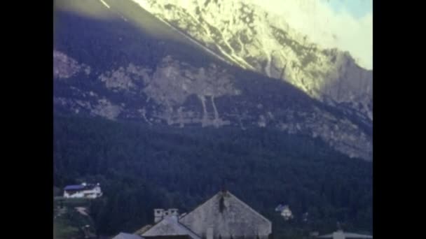 Cortina Olaszország Május 1964 Dolomitok Sziklás Csúcs Években — Stock videók