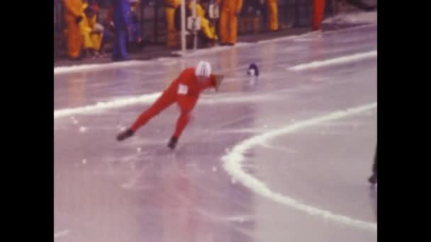 Innsbruck Austria March 1976 Olympic Ice Skating 70S — Stock Video