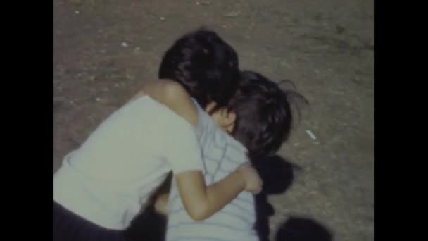 San Marino Italy May 1964 Cute Children Hug Family Memories — Stock Video