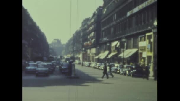 1959年6月 法国巴黎 50年代的巴黎城市观 — 图库视频影像