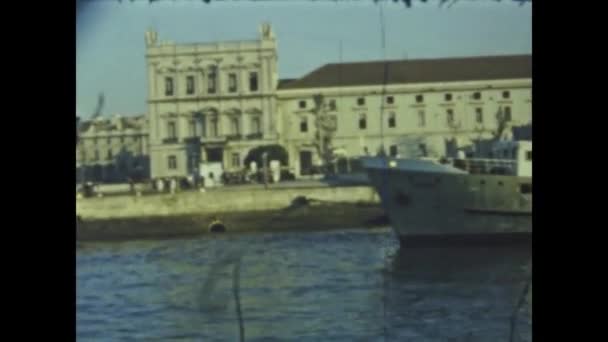 エジプト カイロ1956年6月 50歳でカイロ市内を見る — ストック動画