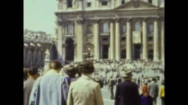 Roma, İtalya 1964 olabilir: 60 'larda turistler Roma' yı ziyaret etti
