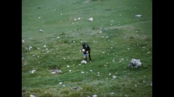 Dolomiti Italia Giugno 1964 Vacanze Montagna Ricordi Famiglia Negli Anni — Video Stock