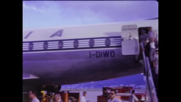 Hong Kong Hong Kong May 1969 Airplane Moves Airport Scene — Stock Video