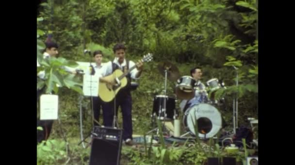 Roma Talya 1980 Lerde Rock Grubu Açık Havada — Stok video