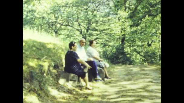 Dolomites Italy June 1964 Old People Stroll Wood 60S — 비디오